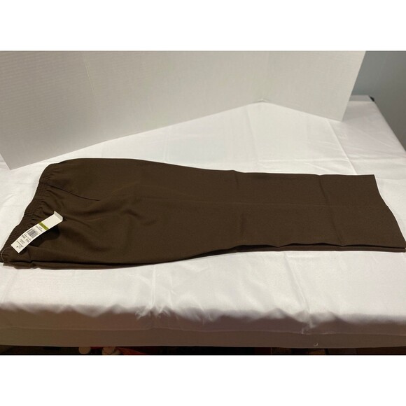 Alfred Dunner Women’s Brown Straight Leg Pull on Pants NWT size 14P MachineWash - Picture 11 of 12
